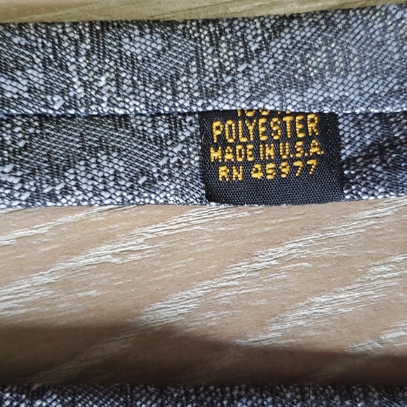 Vintage 1980's skinny gray tie - Picture 3 of 5